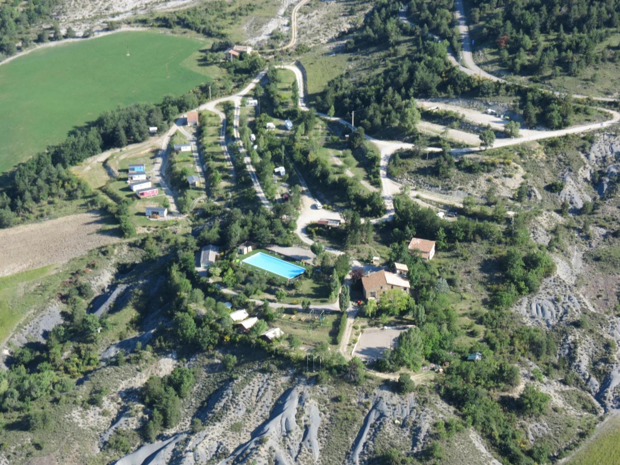 Camping Les Hauts De Rosans Dış mekan fotoğraf